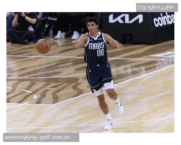 卡梅隆克里斯蒂第三节表现出色6中4砍下12分2助攻展现潜力