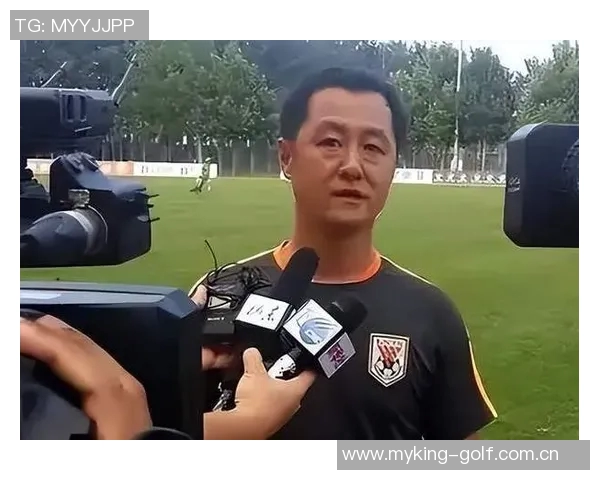 橙衣传奇再现鹏起泰山他以12战9不败点燃球队希望与信念