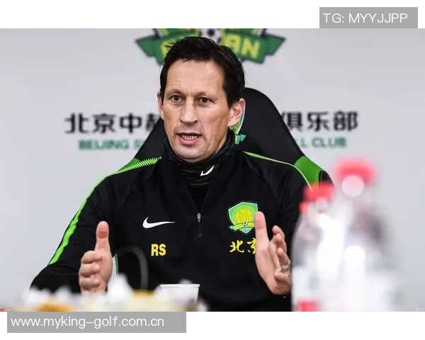 国足主帅候选人面试已进行三天结果将在本月内揭晓并计划重组 国足主帅候选人面试已进行三天结果将在本月内揭晓并计划重组