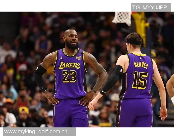 皮尔斯建议詹姆斯担任替补角色以减少球权需求并提升球队进攻效率