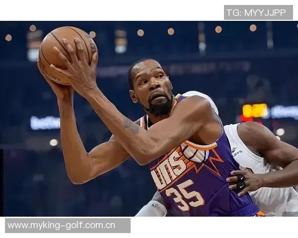 加兰表现平平14投6中贡献15分5篮板10助攻5失误球队状态堪忧 加兰表现平平14投6中贡献15分5篮板10助攻5失误球队状态堪忧